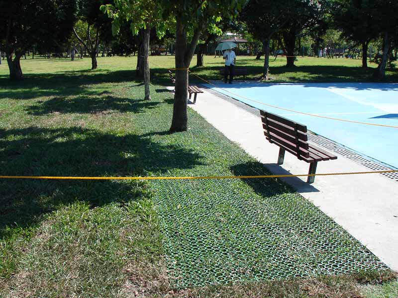Lawn-Protector-PVC