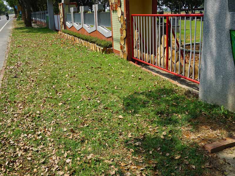 Pavé d'herbe en plastique